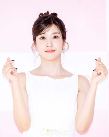 Full leaked Kwon eunbi page private photo