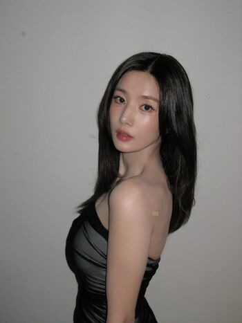 Full leaked Kwon eunbi page private photo