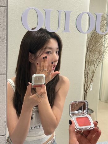 Full leaked Kwon eunbi page private photo
