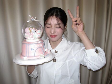 Kwon Eunbi