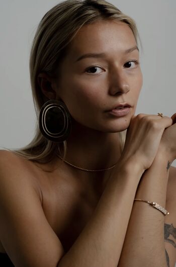 Leaked Lililuxeeee/ private photo viral onlyfans