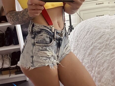 Full leaked Kylee carter private onlyfans photo