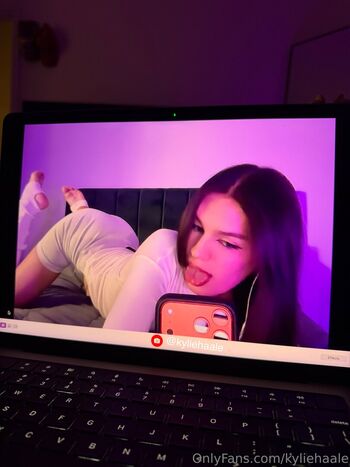 Full leaked Kyliehaale private onlyfans photo
