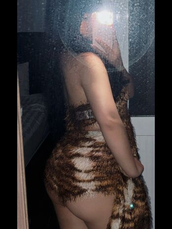 Full leaked Kyliekim private photo