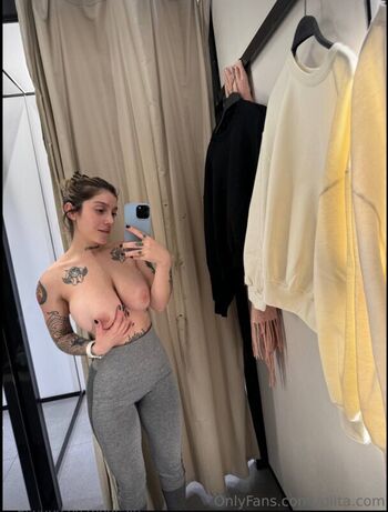 Full leaked La roli private photo