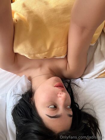 Full leaked Ladislava page private photo