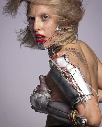 Full leaked Lady gaga private photo