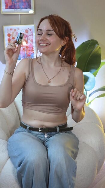 Full leaked Ladysundae private photo