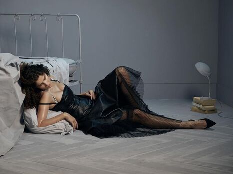 Full leaked Laetitia casta private photo