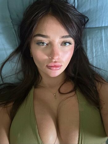 Laina Bell