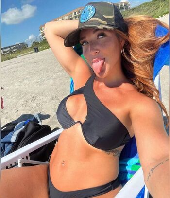 Full leaked Lainey reid private photo