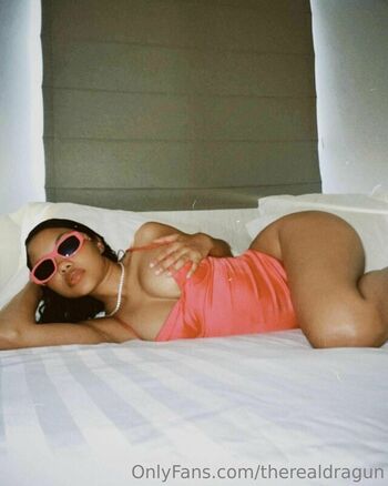 Full leaked Lainiaofficial page private photo
