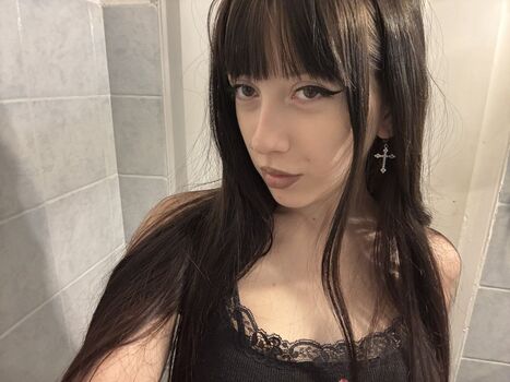 Full leaked Lakittyfr private photo
