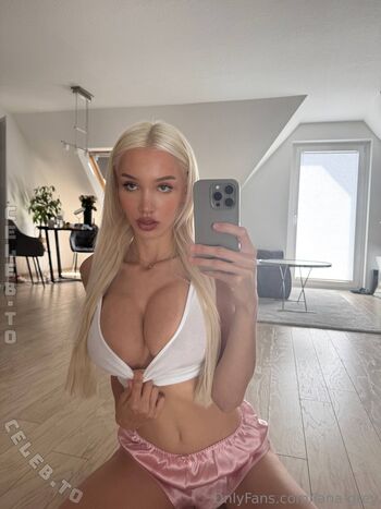 Full leaked Lana grey page private photo