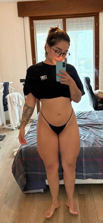Full leaked Landa or private photo
