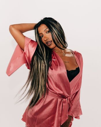 Full leaked Lara raj private photo