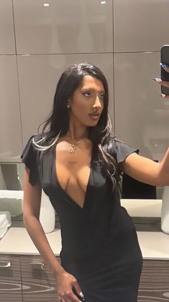Full leaked Lara raj private photo