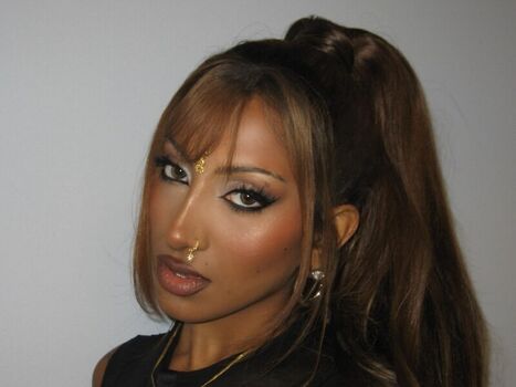 Full leaked Lara raj page private photo