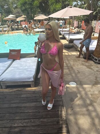 Full leaked Larisa ceh private photo
