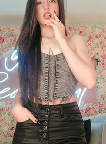 Full leaked Larisasmirnoov page private photo