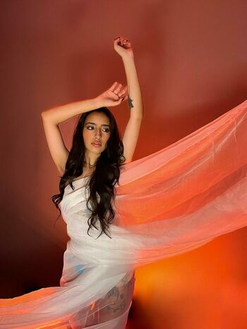 Full leaked Larisasmirnoov private photo