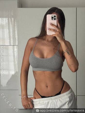 Full leaked Larissaxra private photo
