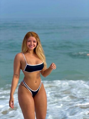 Full leaked Laristher private photo