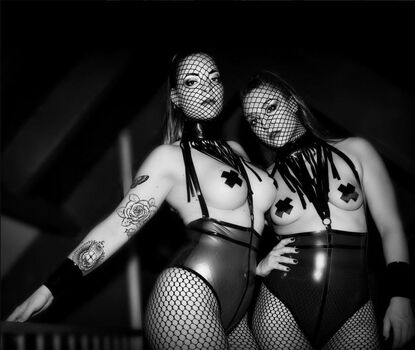 Full leaked Latex fetish private photo