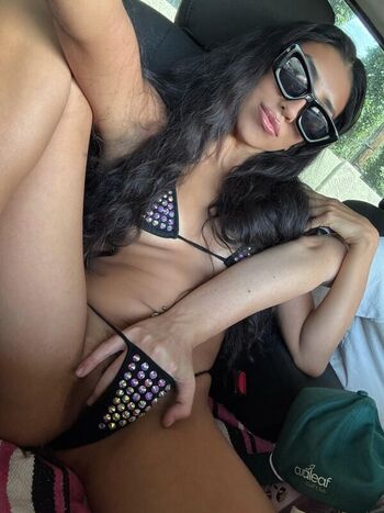 Full leaked Latinaasparkles private photo