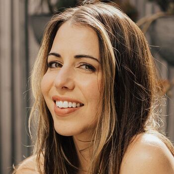 Full leaked Laura bailey page private photo