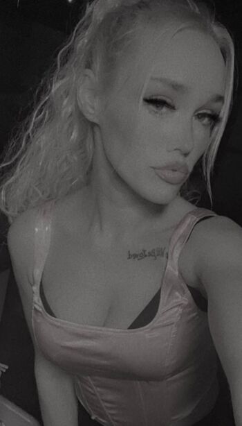 Full leaked Laura jayne private photo