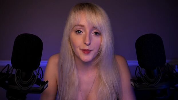Full leaked Laura lemurex private photo
