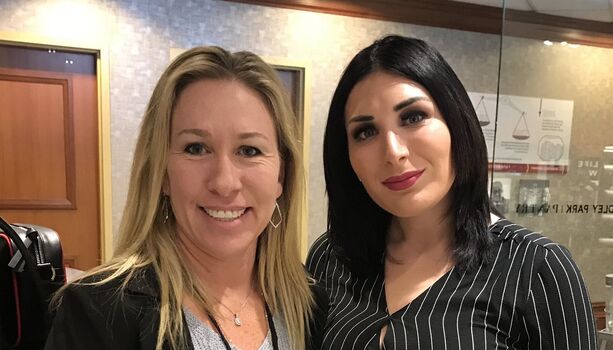 Full leaked Laura loomer private photo
