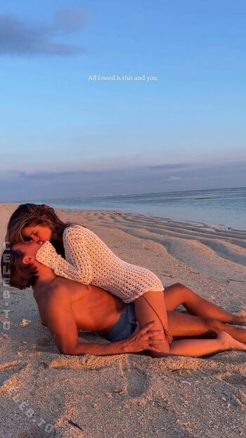 Full leaked Laura schultz private photo