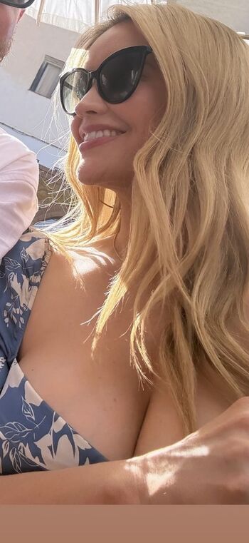 Laura Whitmore