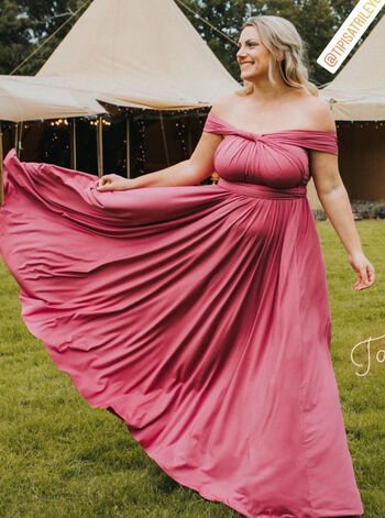 Full leaked Lauracurvemodel private photo