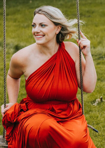 Full leaked Lauracurvemodel private photo