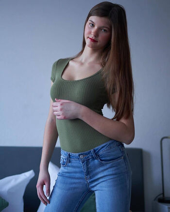 Full leaked Laurafermann private photo