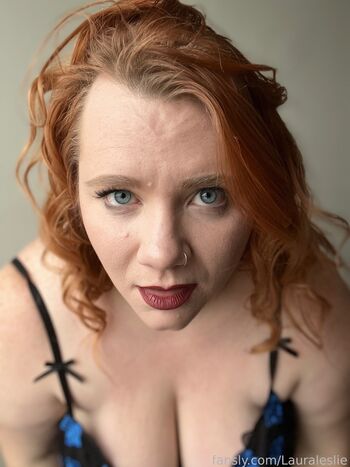 Full leaked Lauraleslie private photo