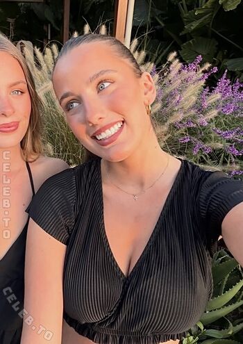 Full leaked Lauramjj private onlyfans photo