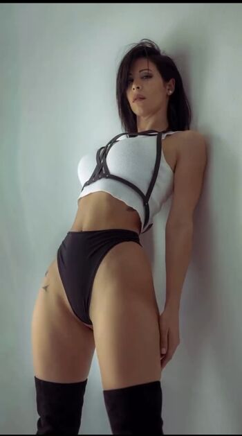 Full leaked Laury private photo