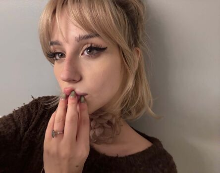 Full leaked Lavender lune private photo