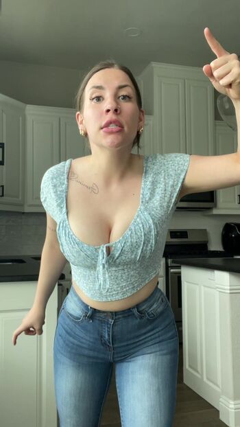 Full leaked Lavidadejulissa private photo