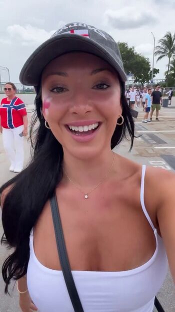 Full leaked Layah heilpern private photo