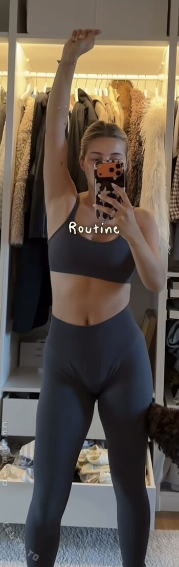 Full leaked Lea breuer private photo