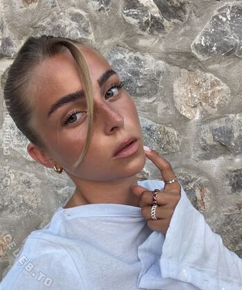 Full leaked Lea breuer private photo