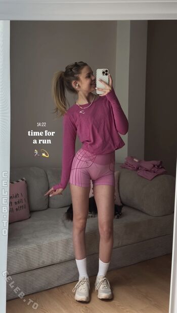 Full leaked Lea peach  page private photo