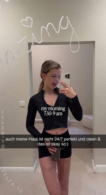 Full leaked Lea peach private photo