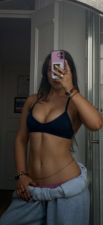 Full leaked Leah davies private photo