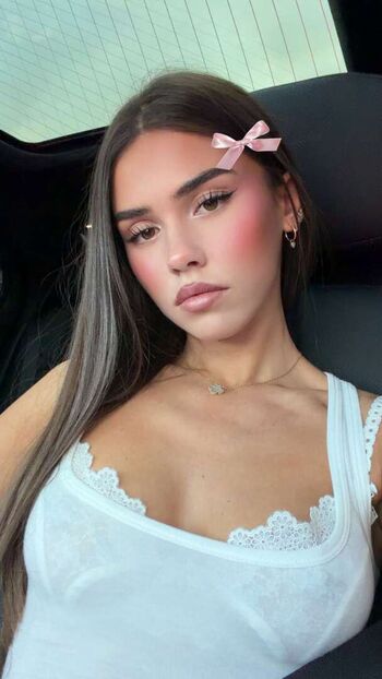 Full leaked Leah halton page private photo